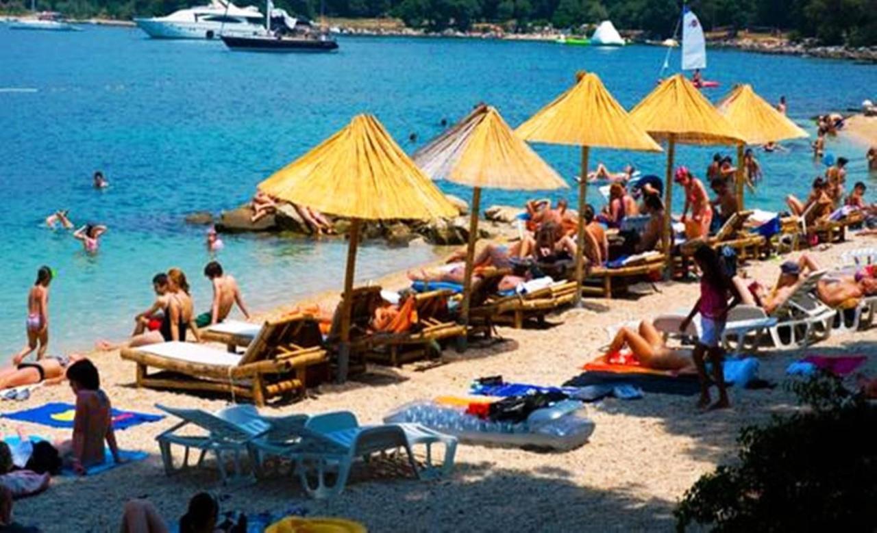 Paradise Beach Apartments Rovinj Ngoại thất bức ảnh